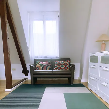 Lägenhet Furnished Double In Fully Equipped Shared Flat, Ideal For Students *