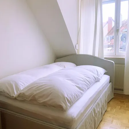Lägenhet Furnished Double In Fully Equipped Shared Flat, Ideal For Students