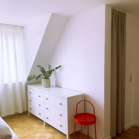 Lägenhet Furnished Double In Fully Equipped Shared Flat, Ideal For Students *